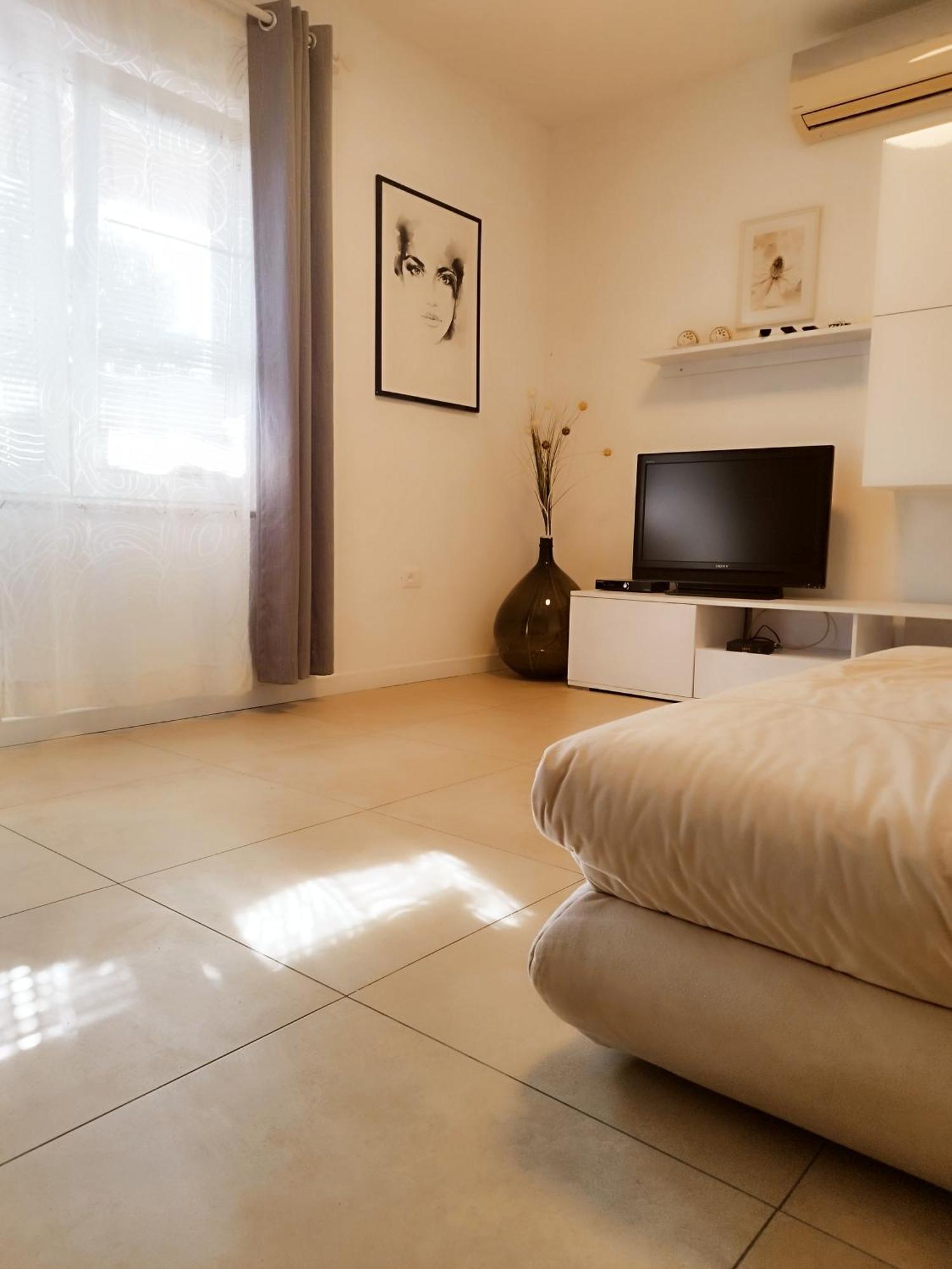 Apartments Merlin Novigrad Istria Buitenkant foto