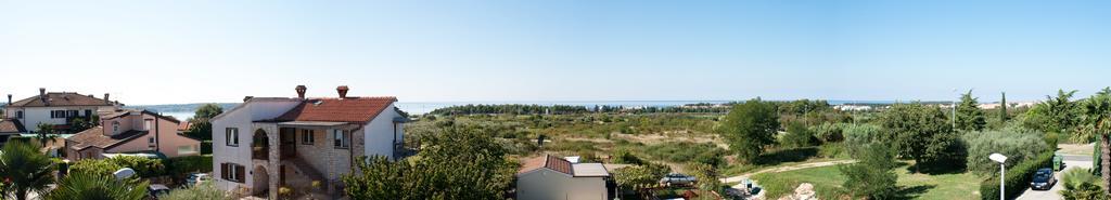Apartments Merlin Novigrad Istria Buitenkant foto