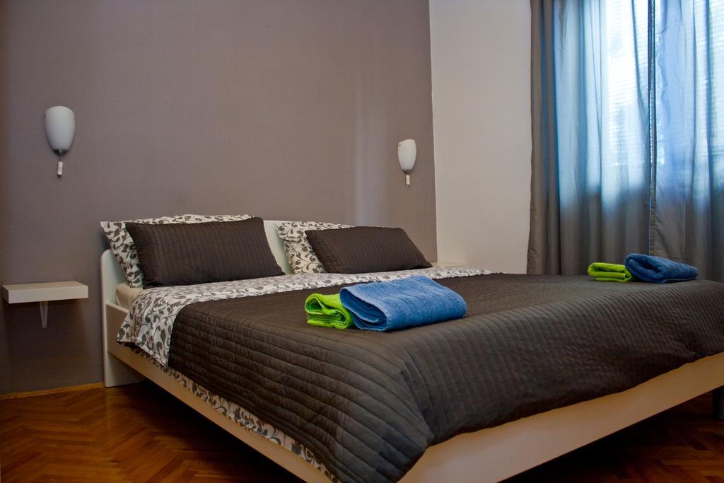 Apartments Merlin Novigrad Istria Buitenkant foto